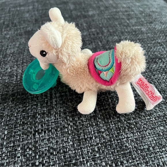Wubbanub Llama Pacifier - Picture 2 of 3